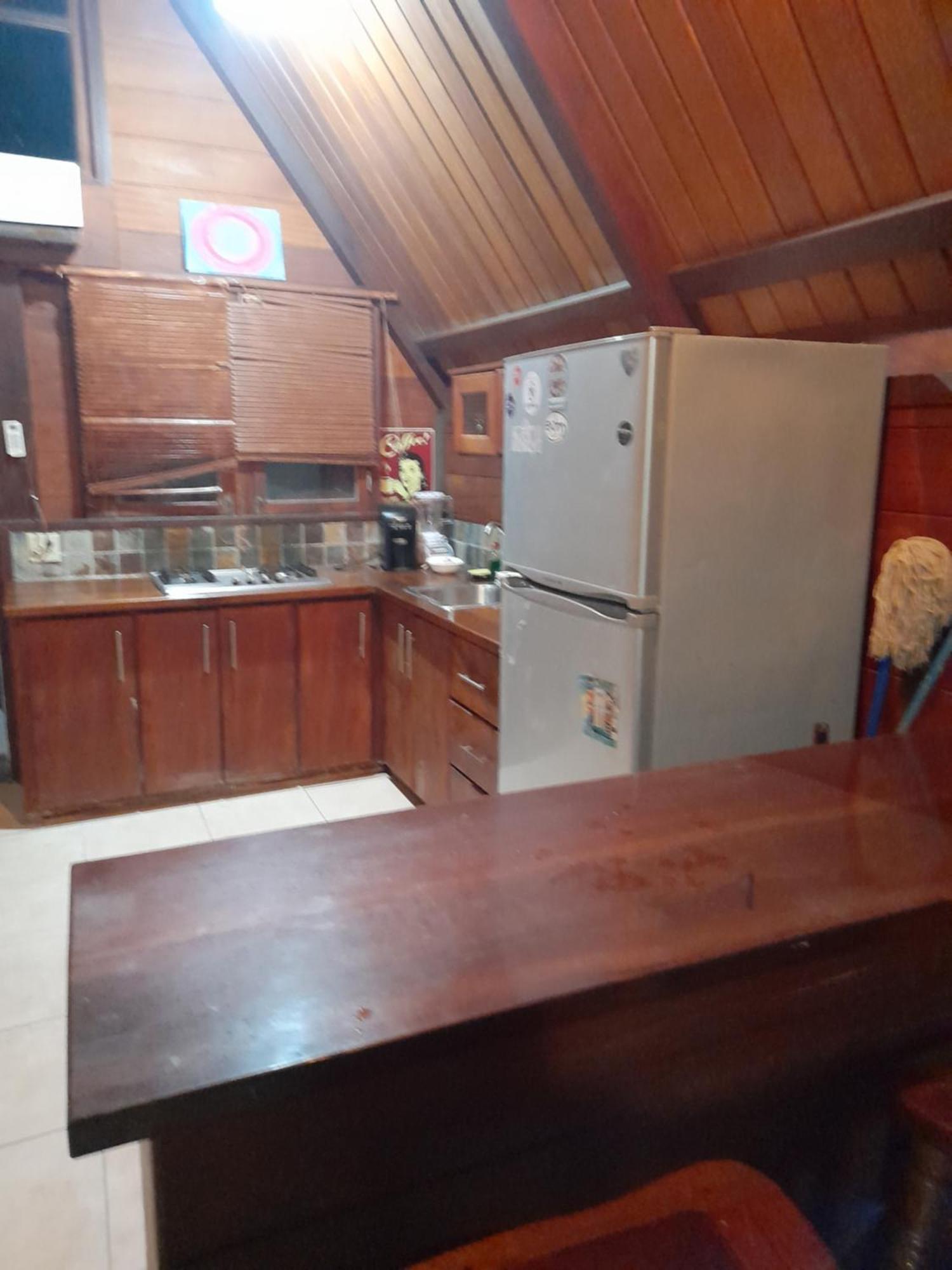 Charming Yellow Houses Loft-Style Apartment โบกัสทาวน์ ภายนอก รูปภาพ